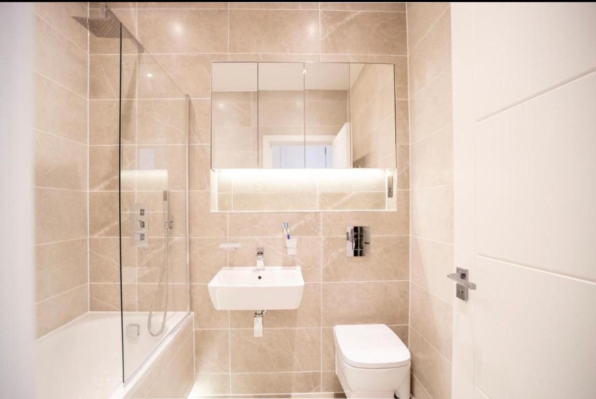 Two Bedrooms, Two Bath, Up To 3 Beds 1 Sofa - Slough Windsor Legoland Экстерьер фото